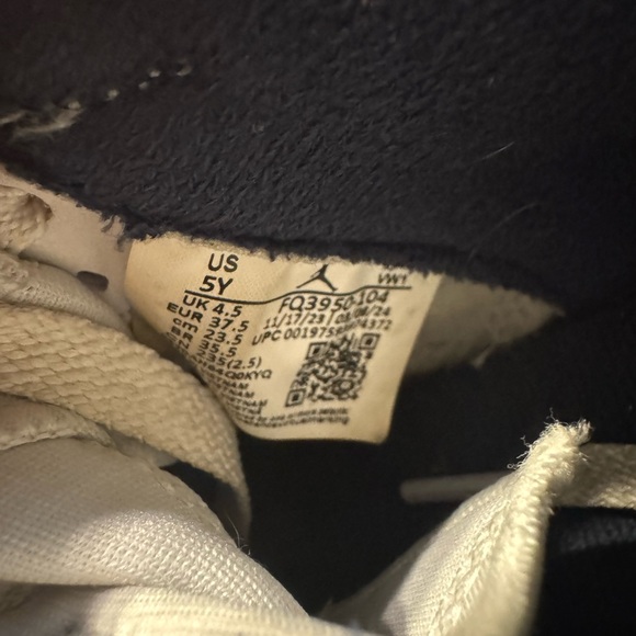 Boys Jordan Spike Lee shoes - Picture 7 of 7